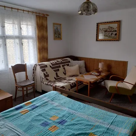 Na Kremence Lodge *